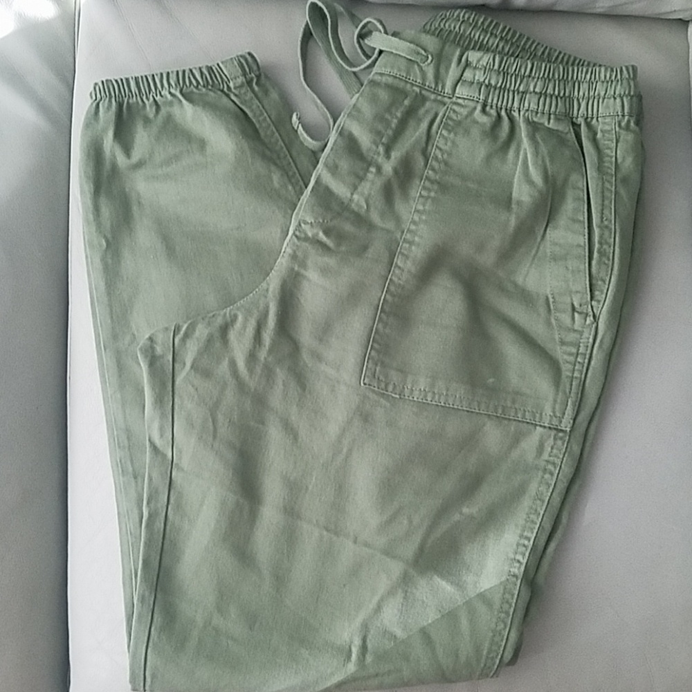 Gap Olive Joggers size Small New
